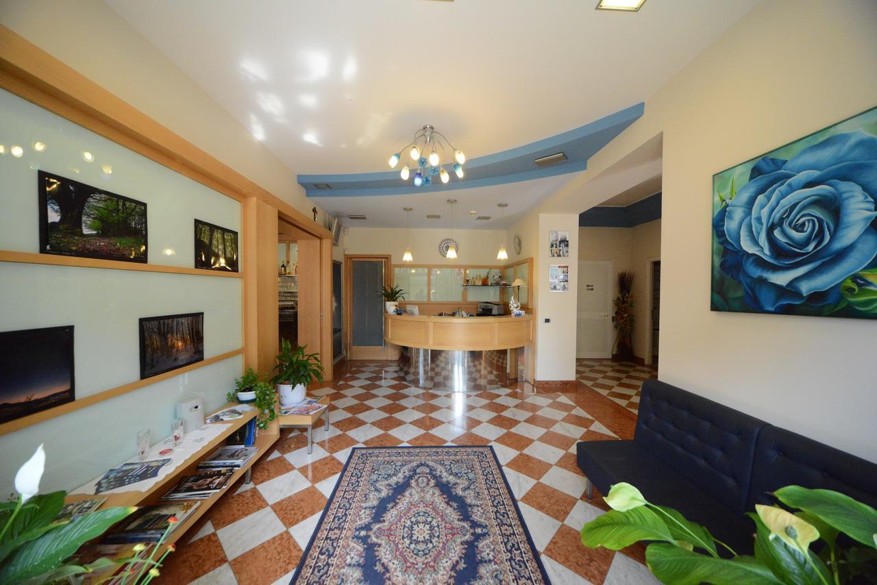 Hotel Residence Sant'Anna Bedonia Exterior photo